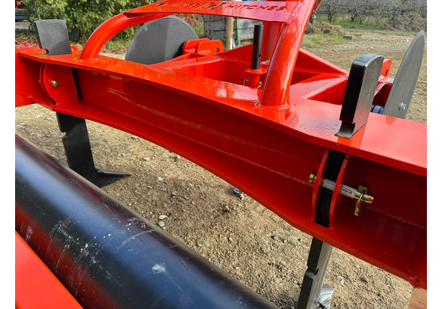 SUBSOILER AERATOR RIPPERS -  Tractor, for Vine Yards and Orchards