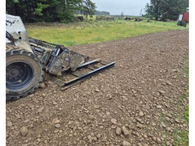 LEVELLING BAR - Skid Steer Grab